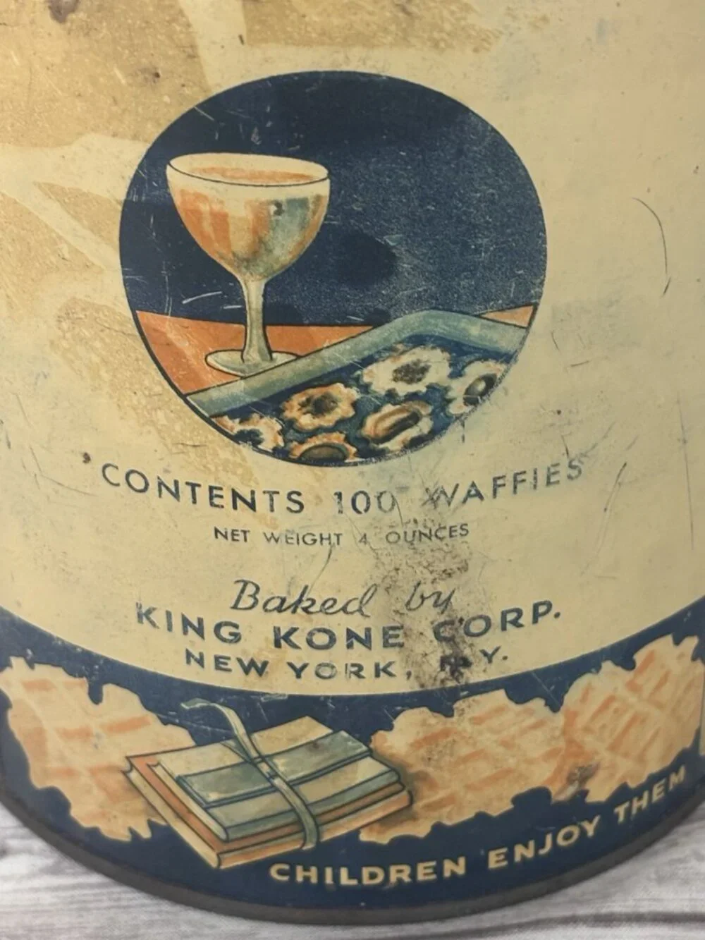Antique Crun-Cheese  toasted WAFFIES  Advertising Tin Vintage KING KONE Crackers